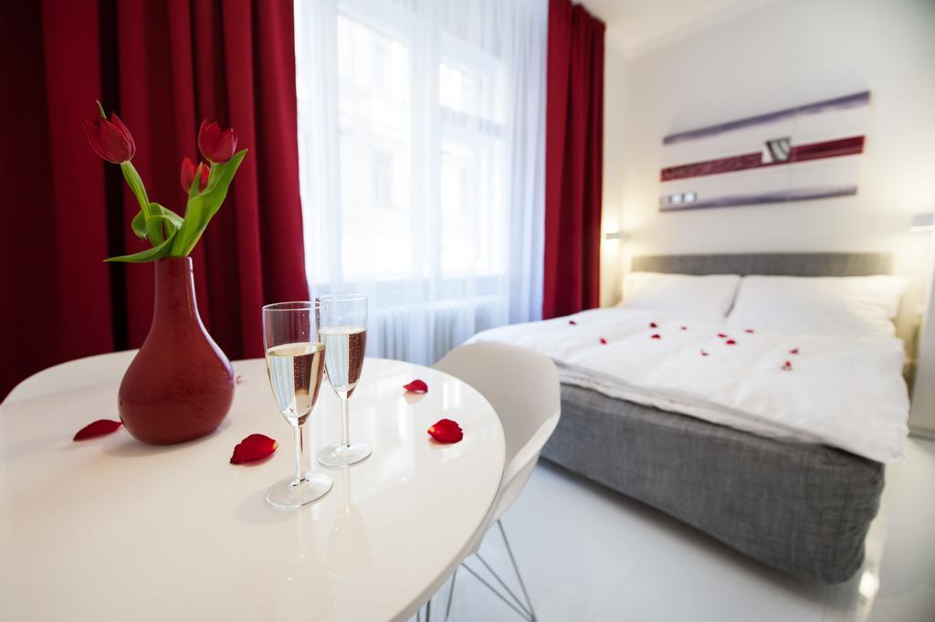 Honeymoon Ruterra studio Praga Esterno foto